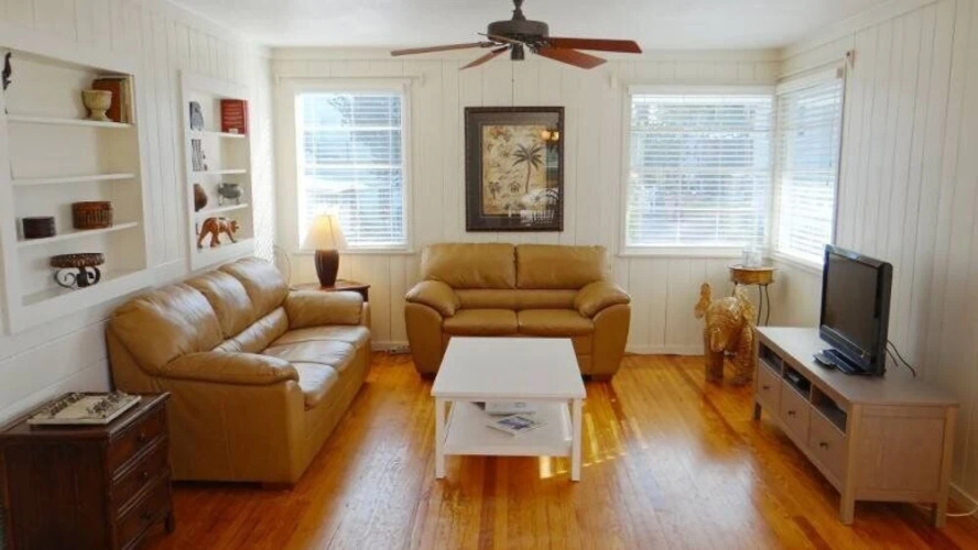 106 30th St 4 Bedroom Home