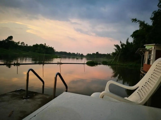 River Marina Resort