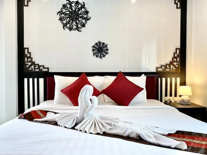 1 Bedroom Deluxe Double room with city view