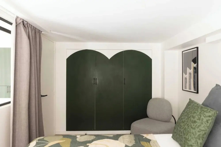 Authentic Apartment - 2br/6p - Place Pigalle