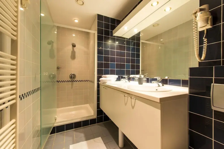 Inn Bruges Suites