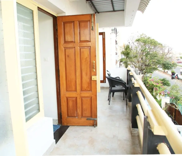 Standard Double room with balcony and beachfront