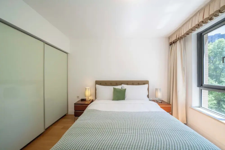 Tyms Stylish 3BR 2BA Apt Xujiahui Metro