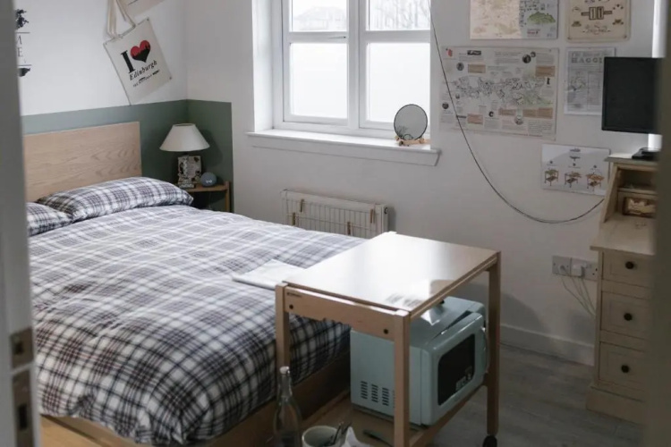 BroomHouse HomeStay