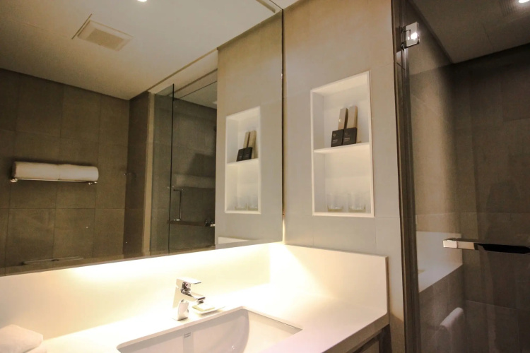 Mella Hotel Manila near NAIA Airport