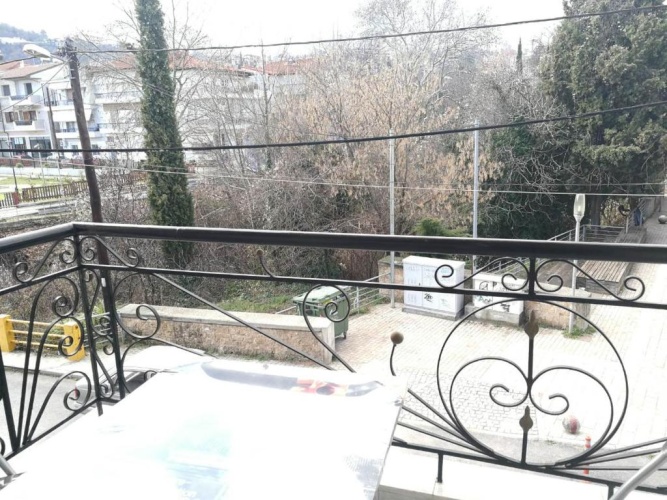 Apartment with mountain view