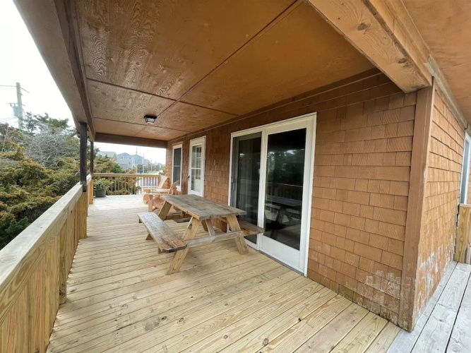 40255 N Beachcomber Dr House by RedAwning