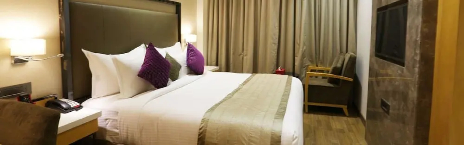 Hotel Varju Villa