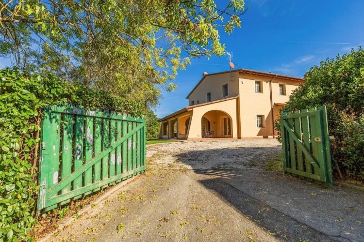 Tricolle Villa Nuova