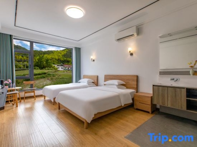 Superior Twin Family room