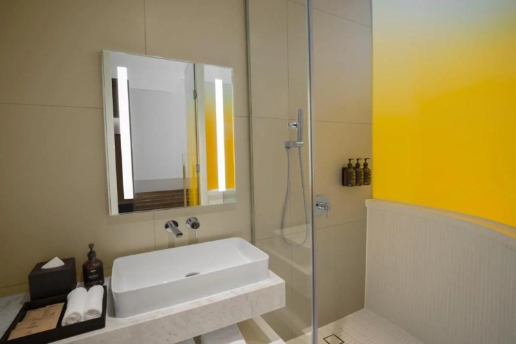 Wink Danang Riverside, Unscripted by Hyatt - 24 Hours stay