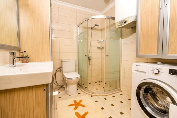 Great Flat 300 m to Beach With Shared Pool in Kas