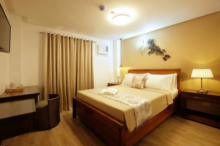 Premier room