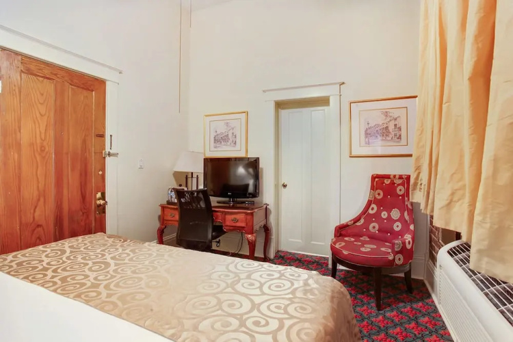 New Orleans Guest House