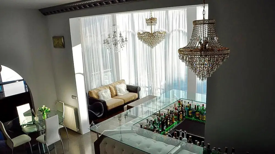 Villa Ani+
