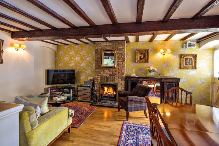 River Nene Cottages