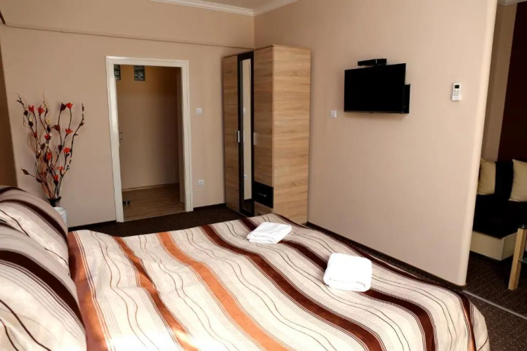 Adél Apartman