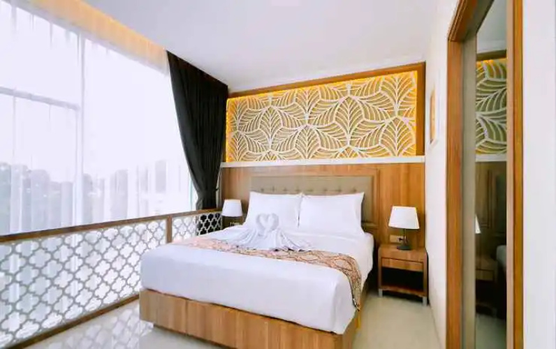 Ocean Beach Hotel Padang