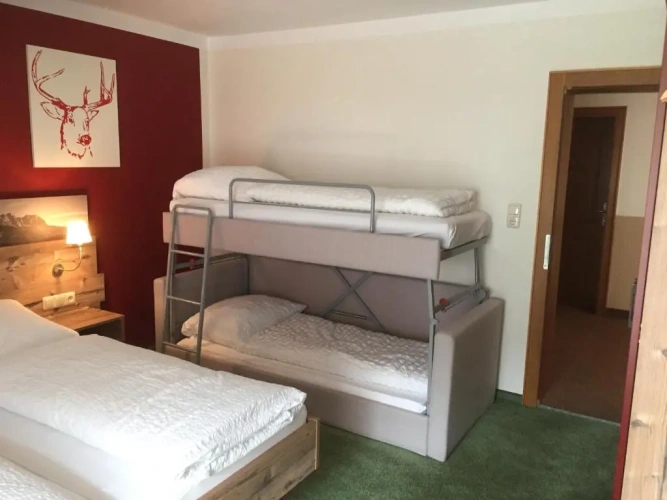 Standard Quadruple room