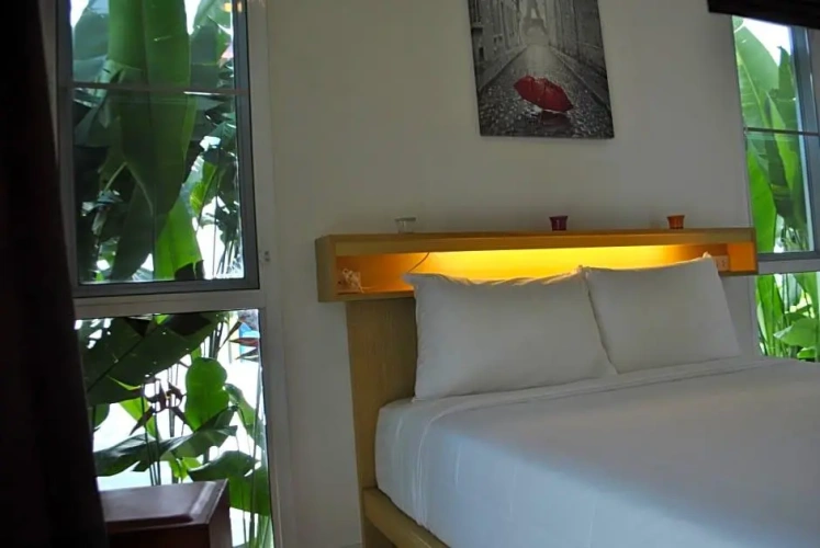 2 Bedrooms Villa