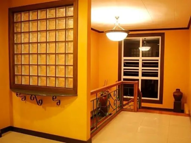 Blue Harbor Inn