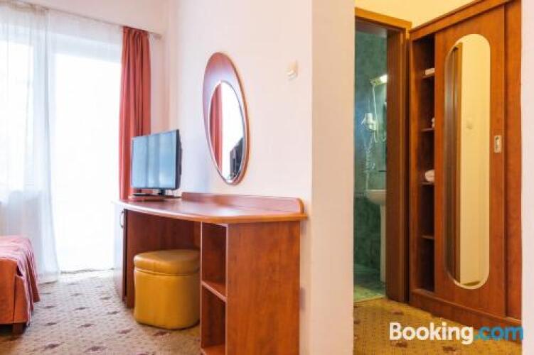 Hotel PresidentOver view