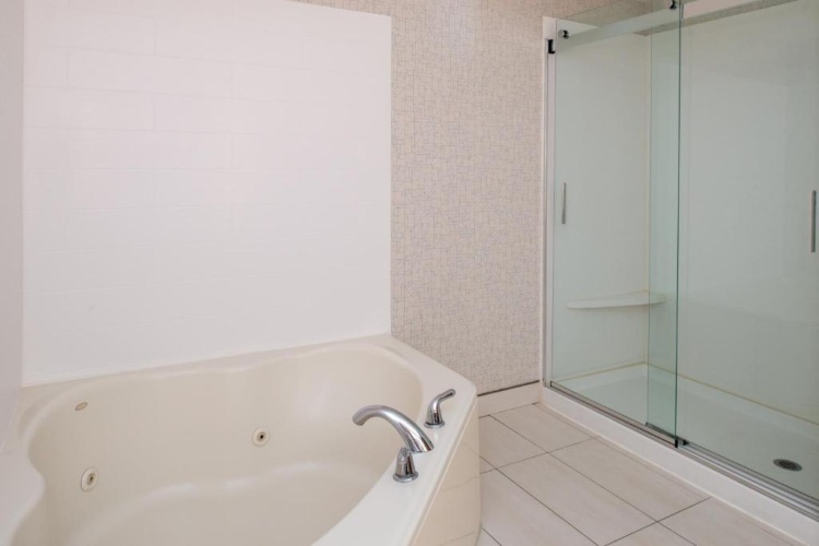 1 Bedroom Double Suite