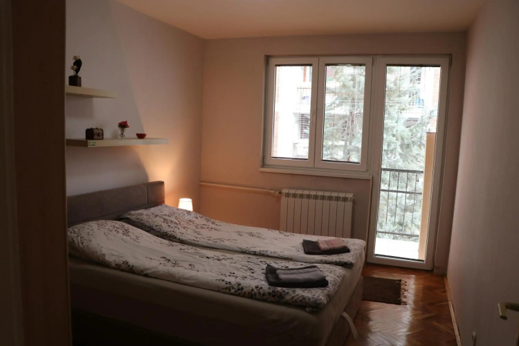 Spacious modern apartment Aerodrom