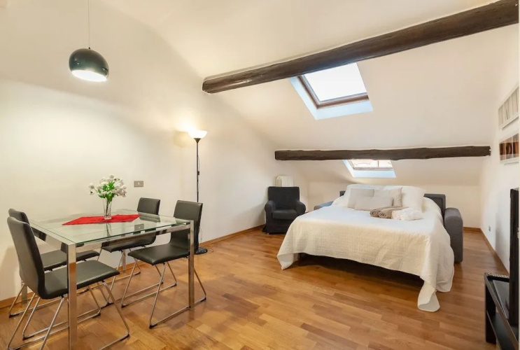 Alessia'S Flat Isola