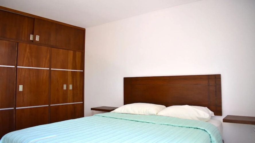 Condo 5 50 1BD by Project 4 Life