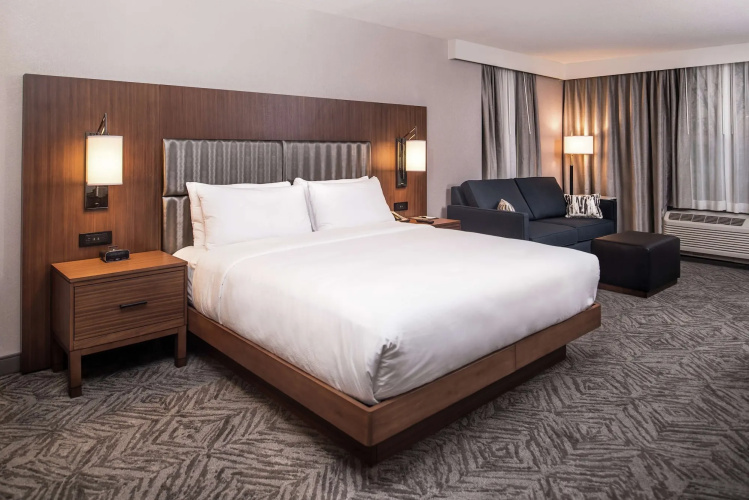 Doubletree by Hilton Lafayette East, IN