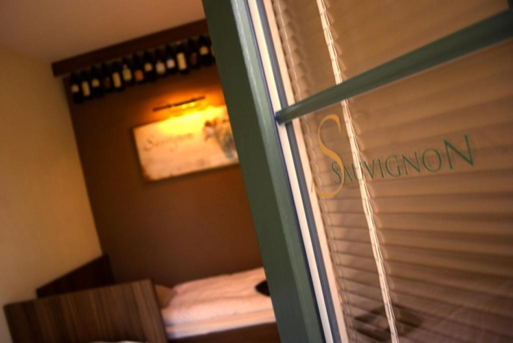 Standard Triple room with view