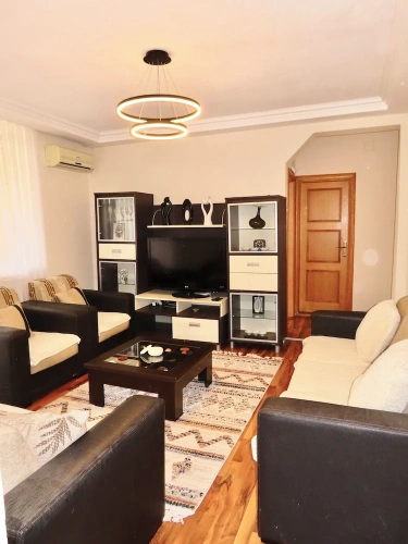 1 Bedroom Apartment with balcony and with courtyard view