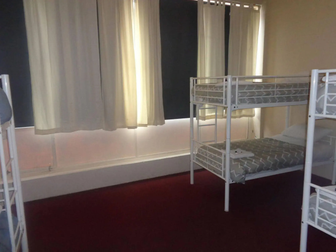 Adelaide Motel & Backpackers