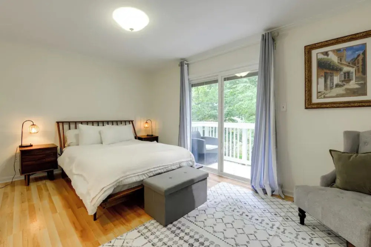 Cozy Cary Abode ~ 10 Mi to Downtown Raleigh!