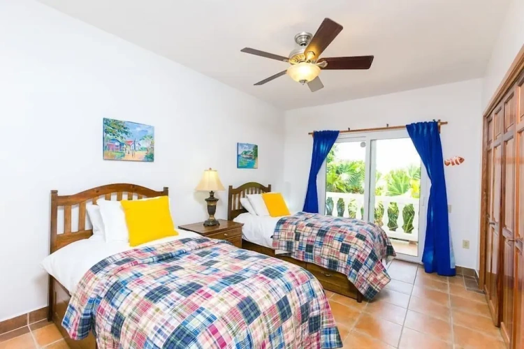 4 Bedrooms Villa with balcony and with ocean view