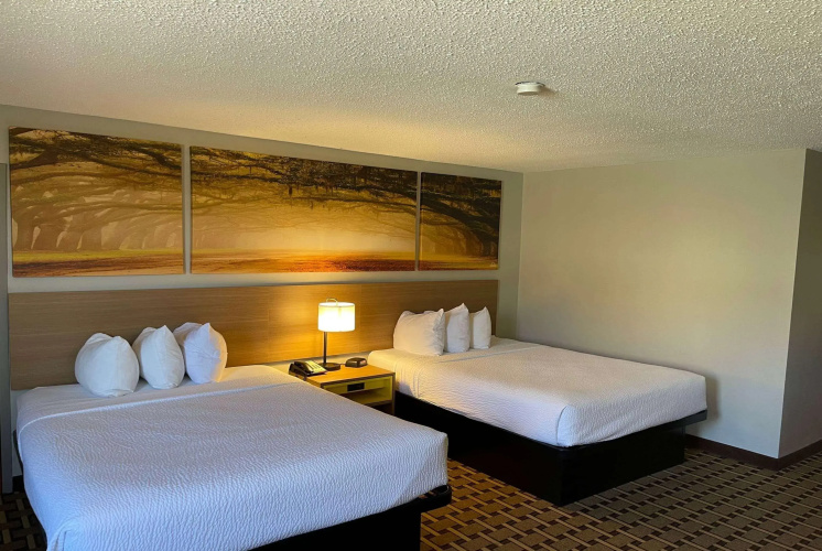 Days Inn Fayetteville-South/I-95 Exit 49