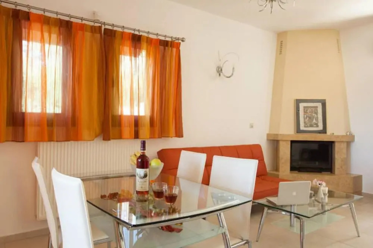 Louloudis Villa