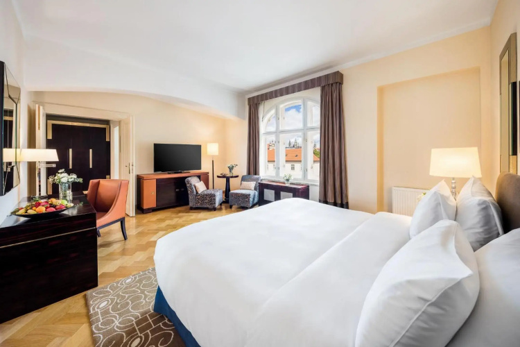 Mandarin Oriental, Prague