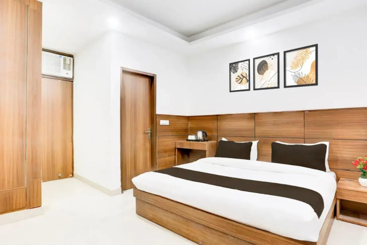 Cyber City Suites