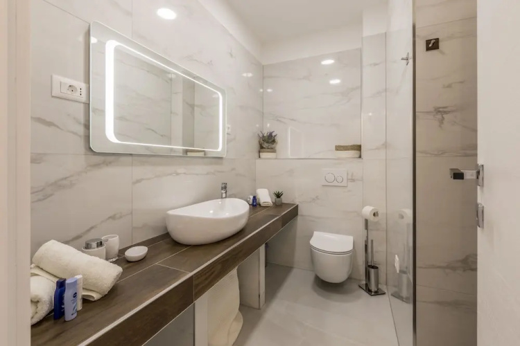 Carmen - 2 Bedroom Apartment - Downtown