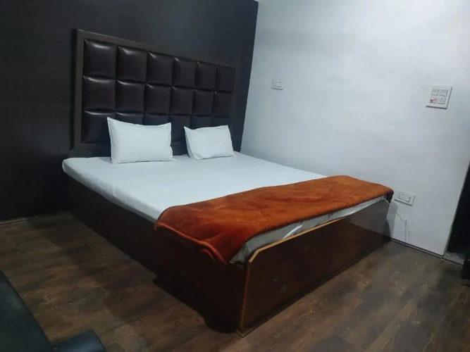 Hotel Silver Inn Srinagar