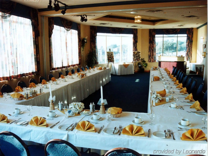 Holiday Inn Sydney - Waterfront photo 22