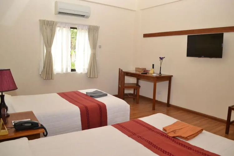 Sakura Inn