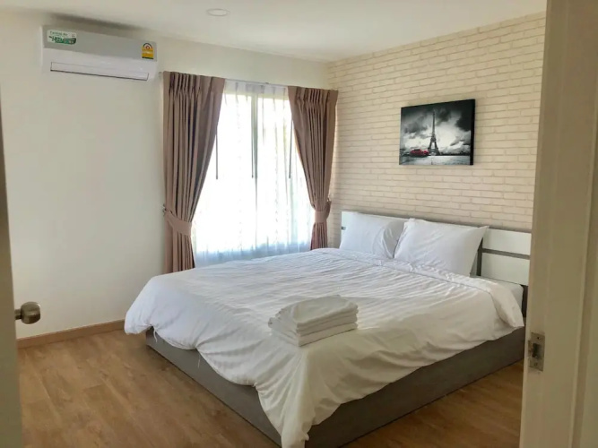The Lux Ladpraw 10