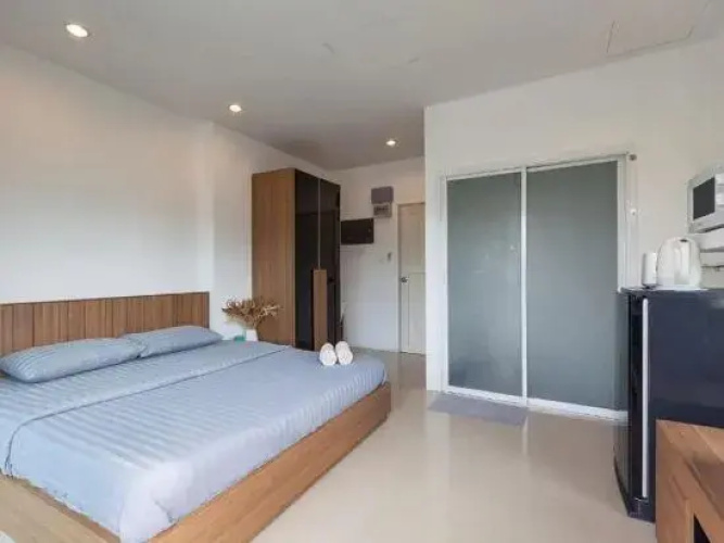 Number 4 Apartment