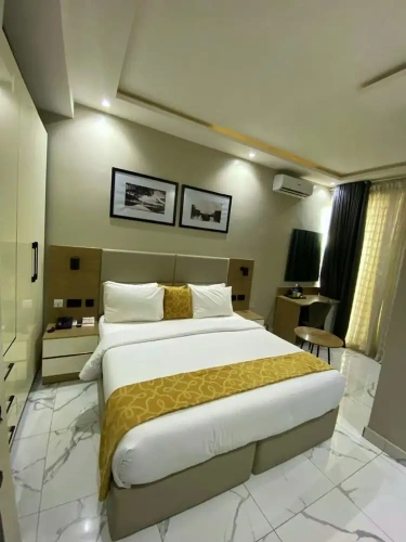Superior Suite