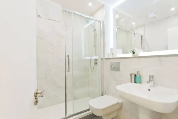 Central Dublin 2 Bedroom Apartment
