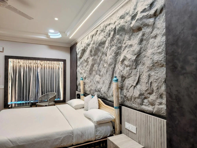 Lake View Hotels & Resorts
