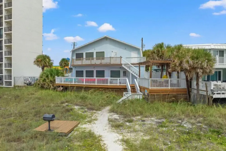 Sandpiper Beacon Beach Resort - ラグナ・ビーチ, FL